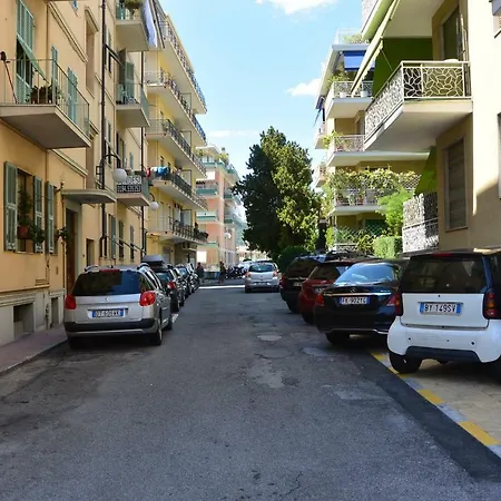 Mare Foce E Centro סנרמו