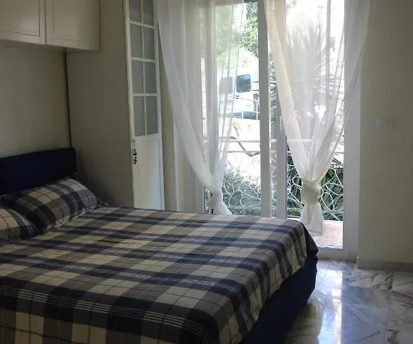 Mare Foce E Centro Apartmán *