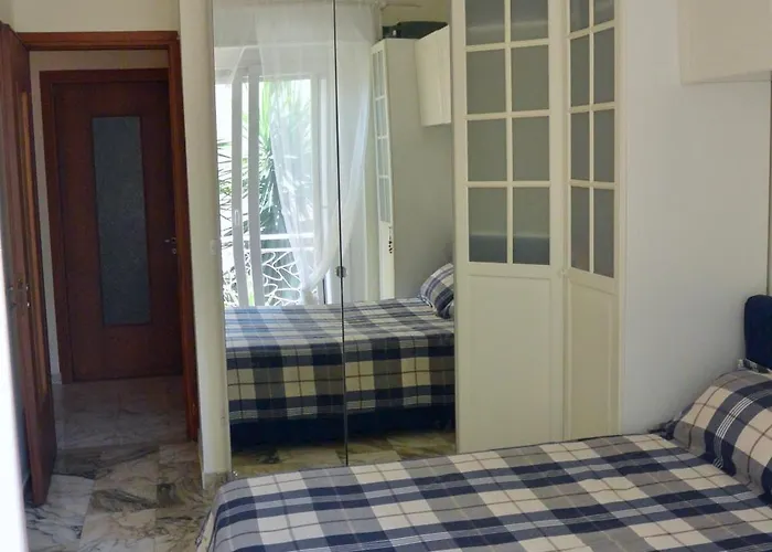 Mare Foce E Centro 圣雷默